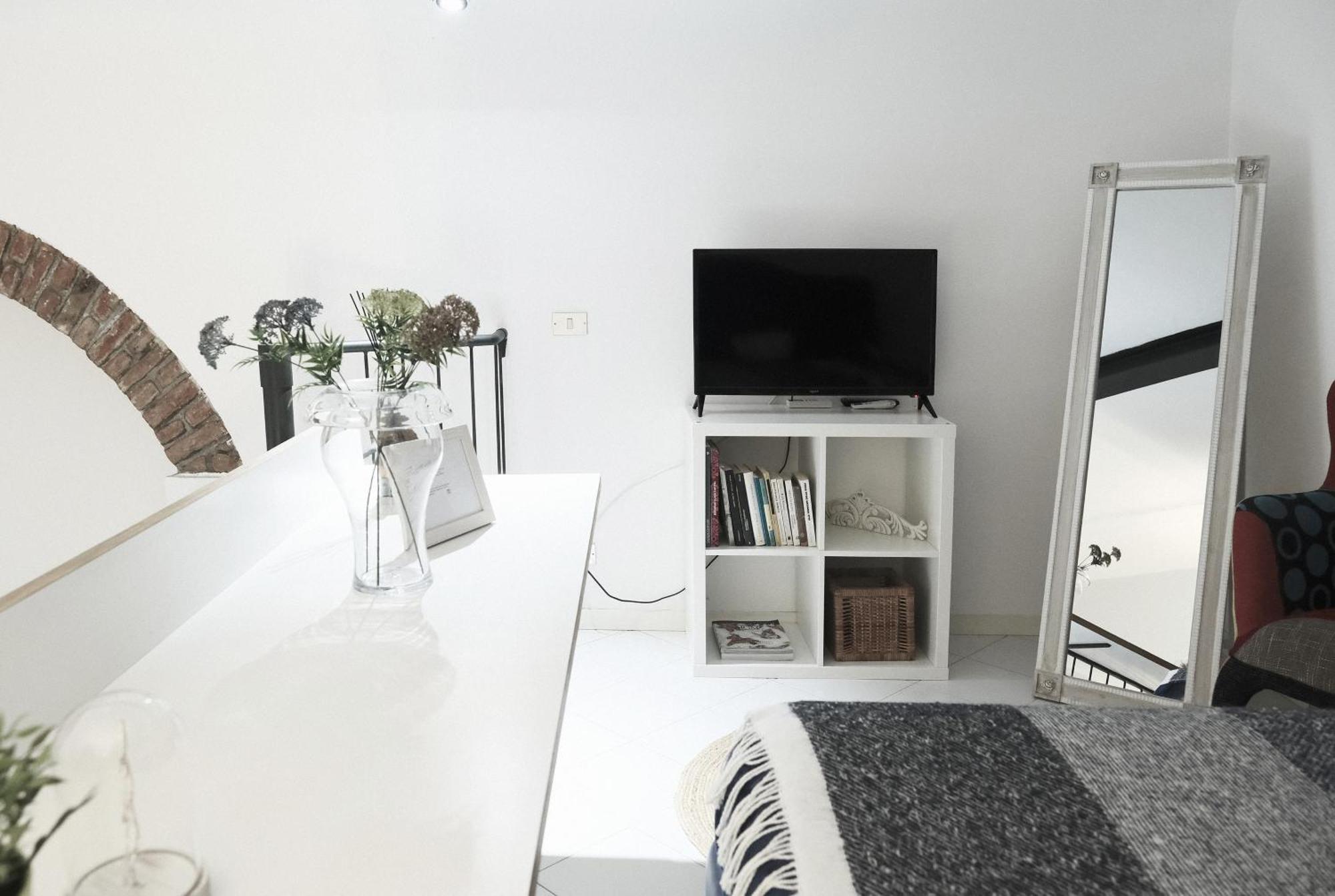 Comecasa Mini Grazioso Loft In Crocetta Apartamento